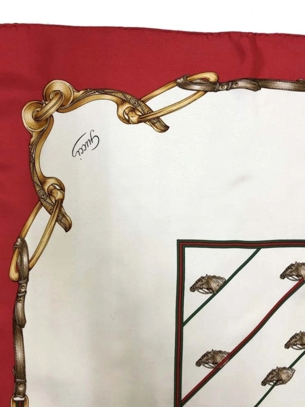 Gucci Sherry Line VTG 1978 Silk Scarf Equestrian Horse Print Red Green 86cm - Picture 4 of 13